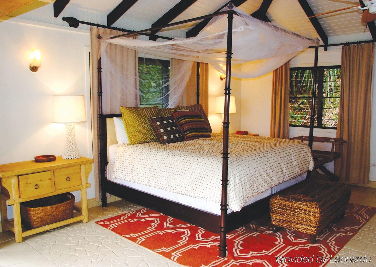 Machaca Hill Rainforest Canopy Lodge Punta Gorda Exterior photo